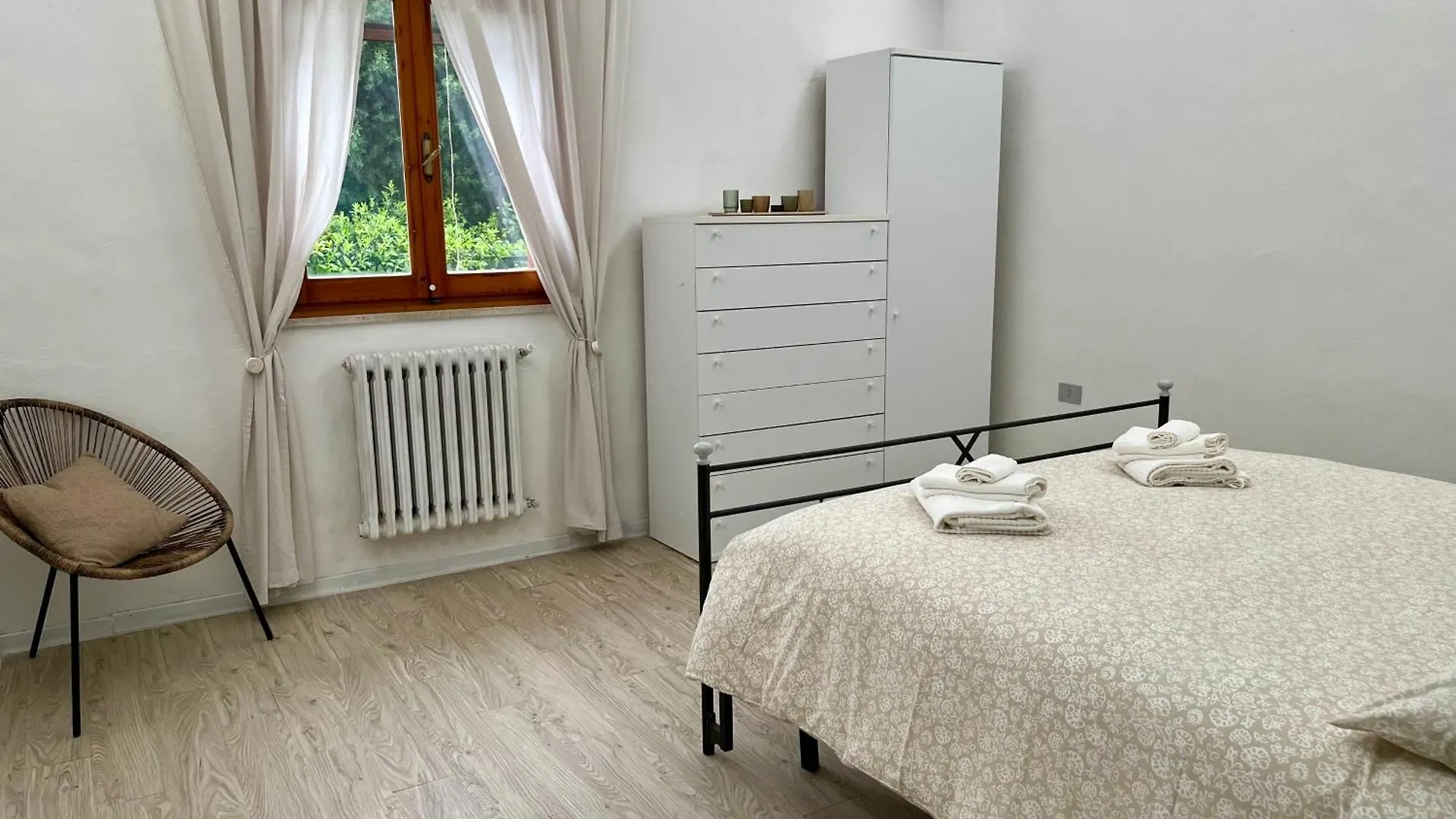 Apartment Chianti Apt Garden Free Parking To San Gimignano Poggibonsi