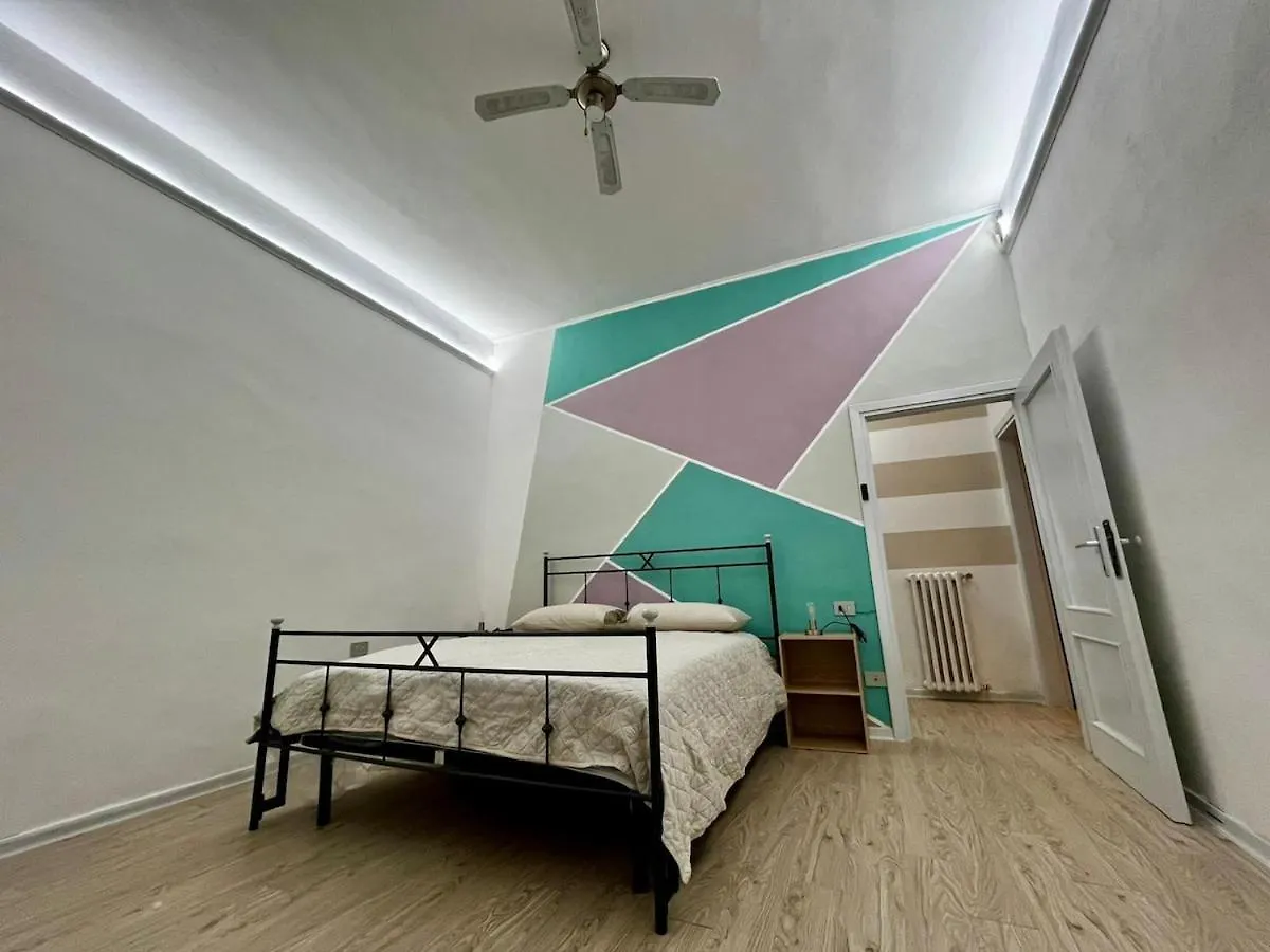 Chianti Apt Garden Free Parking To San Gimignano Poggibonsi 0*,  Italy